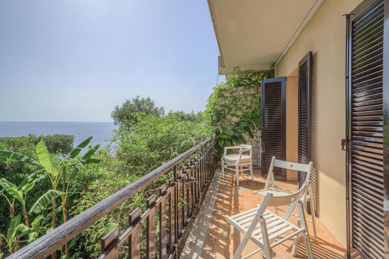 Villa Infinity Vista Mare E Relax تاورمينا المظهر الخارجي الصورة