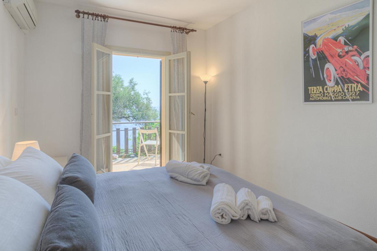 Villa Infinity Vista Mare E Relax تاورمينا المظهر الخارجي الصورة