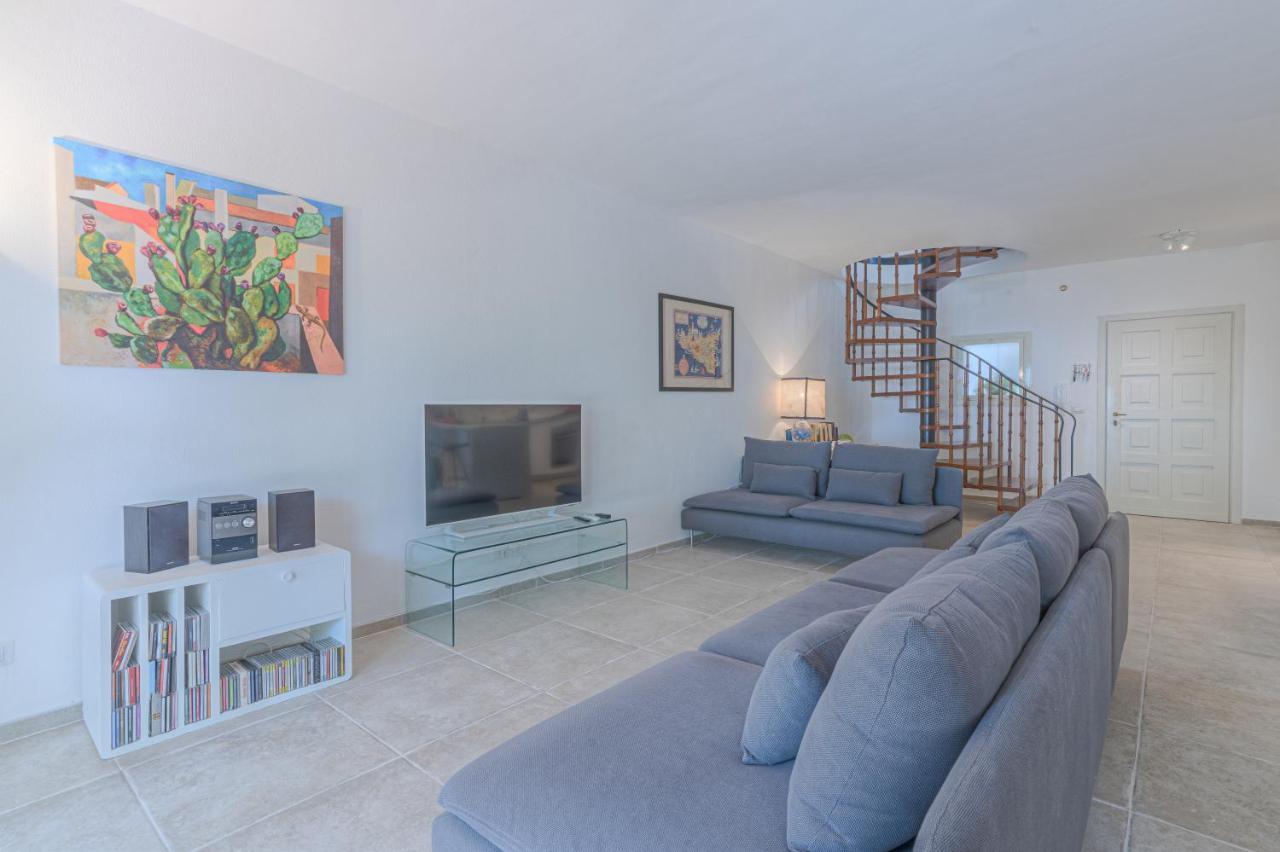 Villa Infinity Vista Mare E Relax تاورمينا المظهر الخارجي الصورة