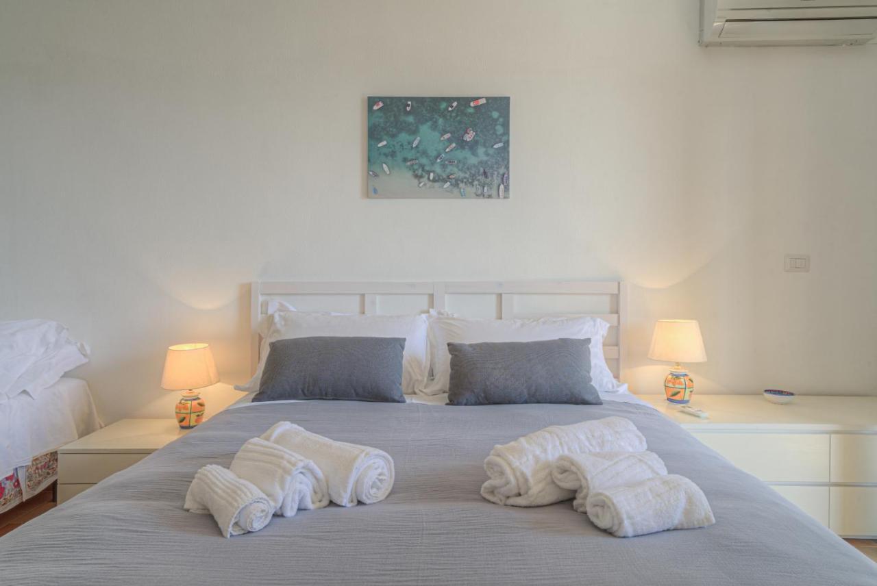 Villa Infinity Vista Mare E Relax تاورمينا المظهر الخارجي الصورة