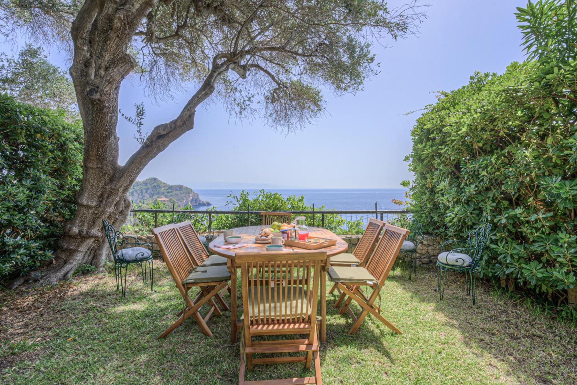 Villa Infinity Vista Mare E Relax تاورمينا المظهر الخارجي الصورة